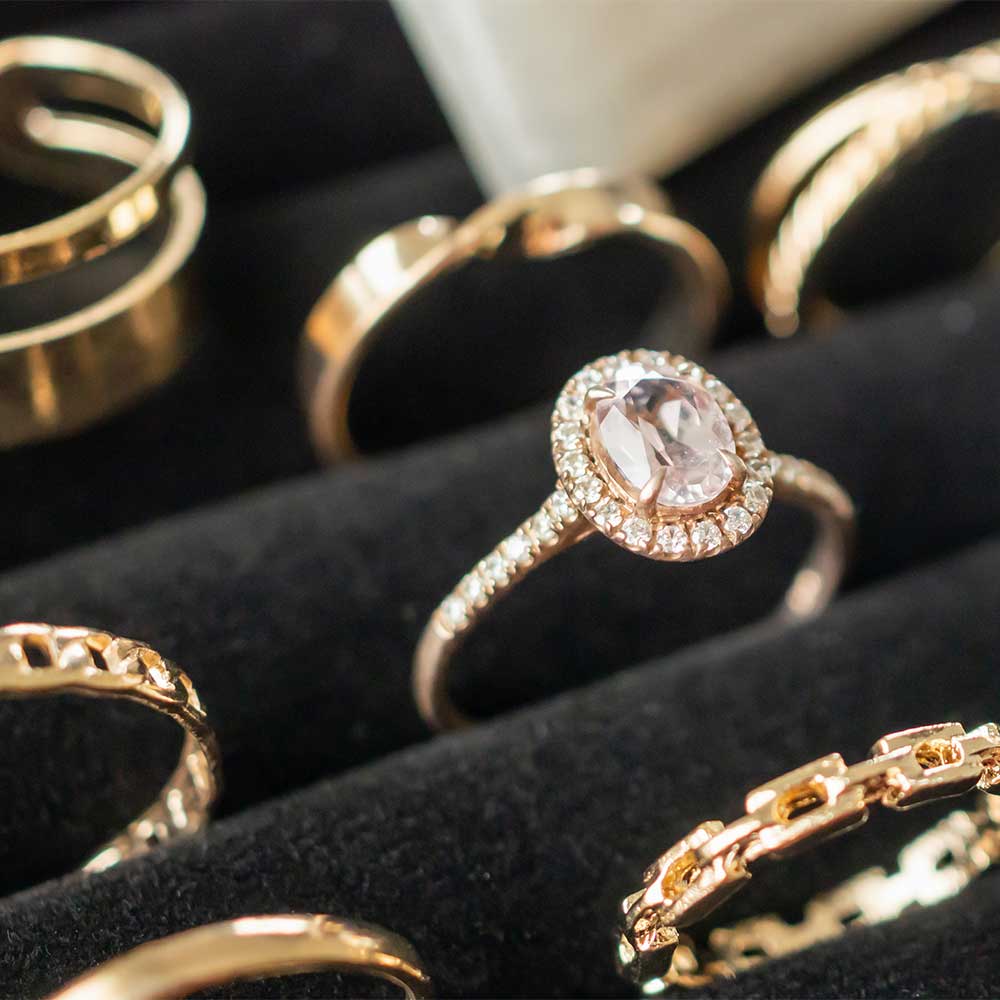 Startseite 5 Goldschmuck