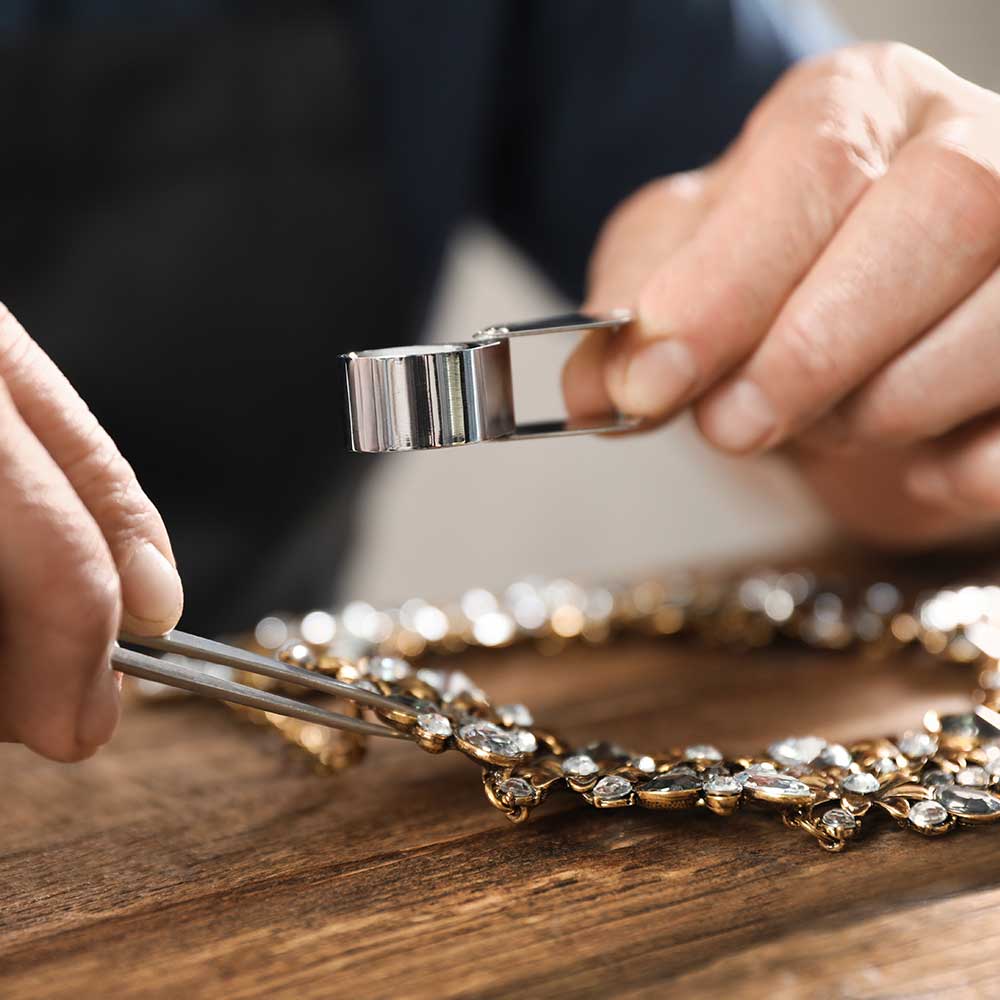 Startseite 9 Schmuck fair bewerten